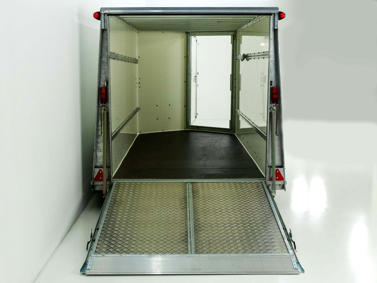 Ifor Williams Reboque fechado BV 106G 173x300cm H:214cm 3,5t, Combinação de portões-Novo - Image 4