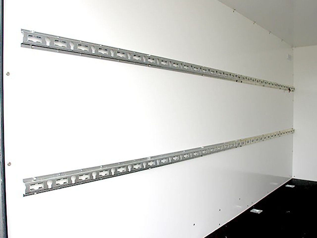 Blyss Reboque fechado 200x400cm Altura:190cm 2,7t, Porta, SW-Novo - Image 9
