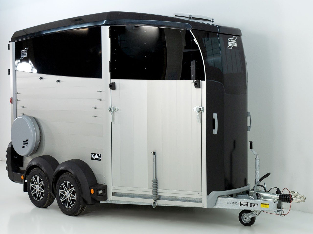 Ifor Williams Reboque para cavalos HBX 506-Saída frontal-novo modelo-preto-Novo - Image 2