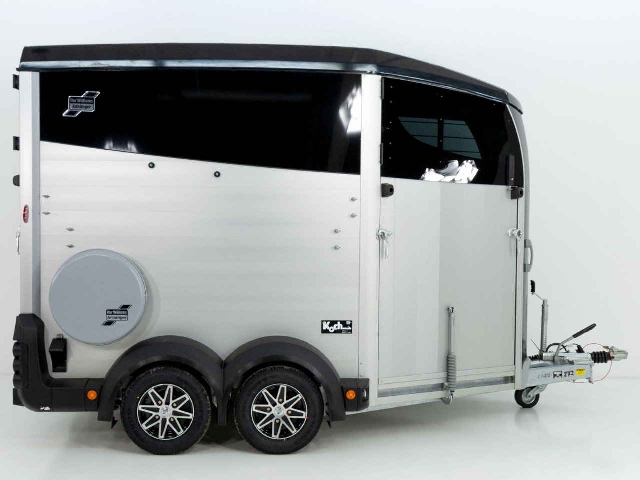 Ifor Williams Reboque para cavalos HBX 506-Saída frontal-novo modelo-preto-Novo - Image 3
