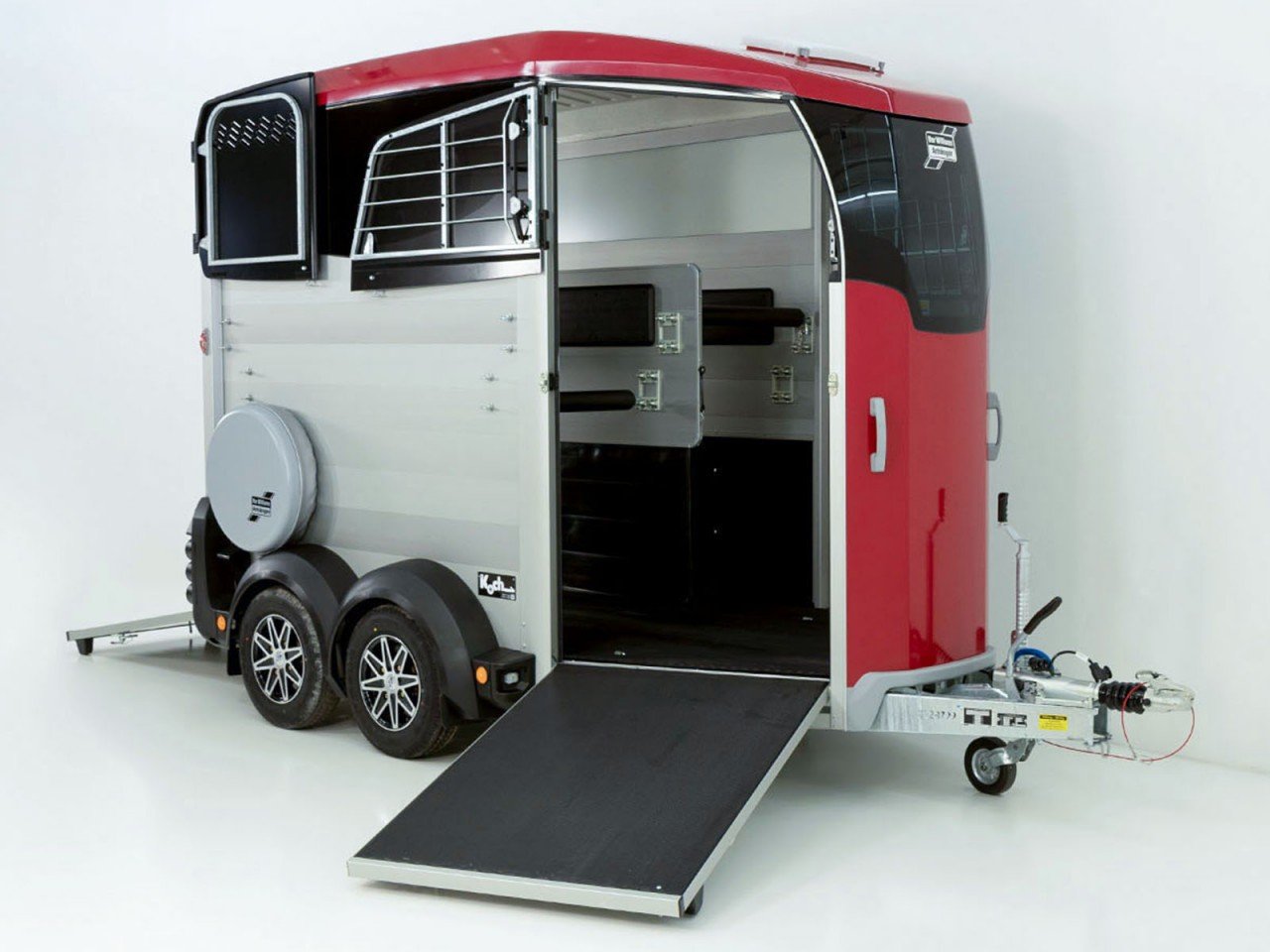 Ifor Williams Reboque para cavalos HBX 511-Saída frontal-novo modelo-rojo-Novo