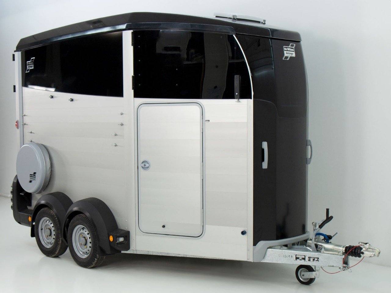 Ifor Williams Reboque para cavalos HBX 511-Arreios-novo modelo-preto-Novo