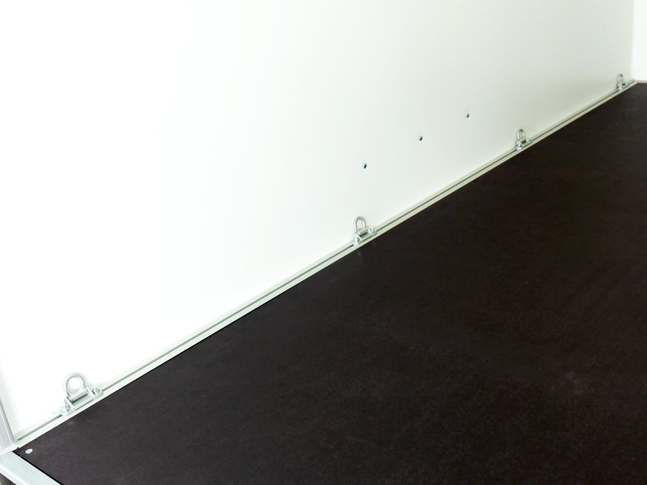Unsinn Reboque fechado UKU 157x305cm Altura:194cm 2,0t-Novo - Image 6