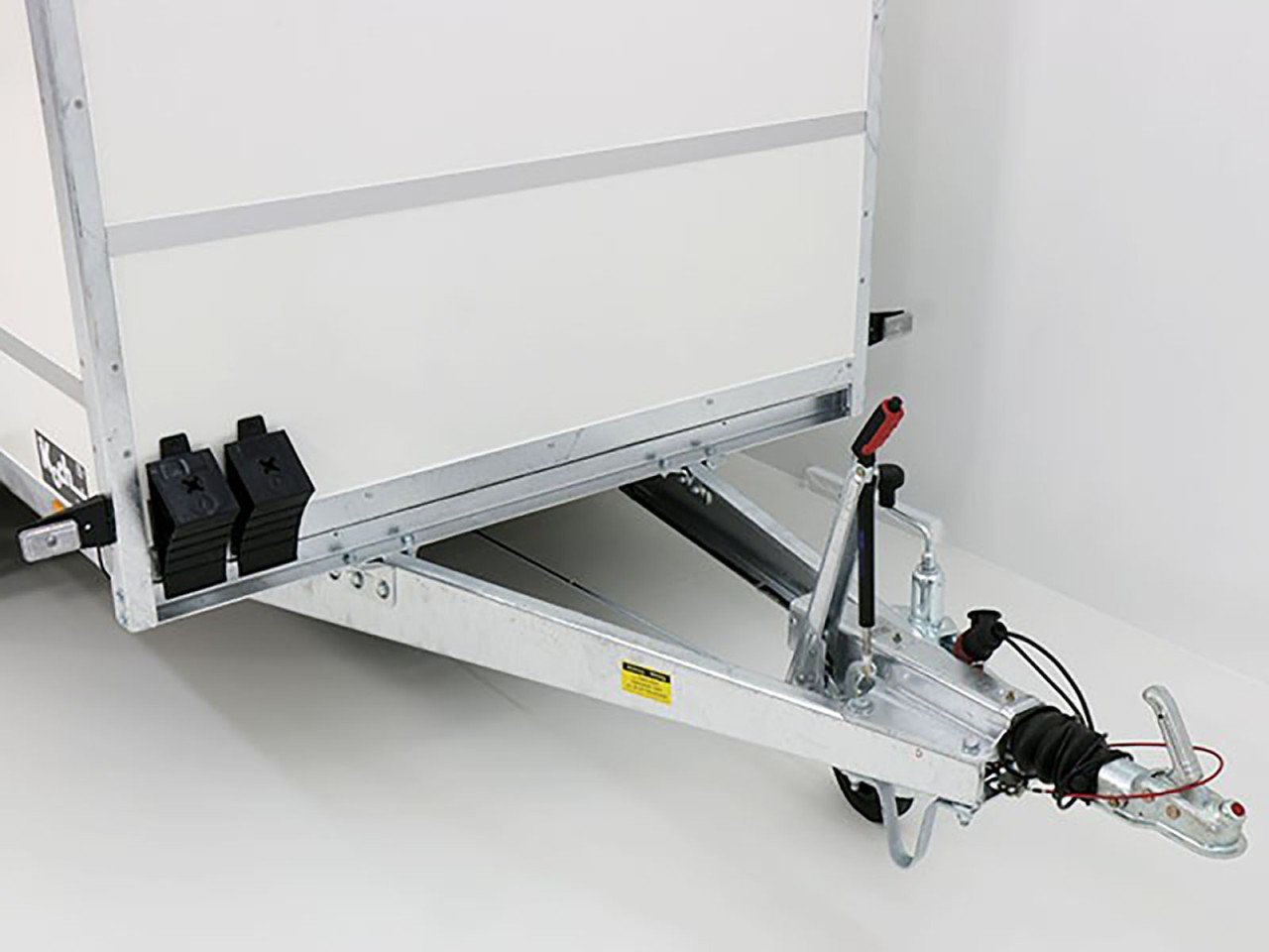 Blyss Reboque fechado 146x357cm Altura:180cm 2,0t, Porta lateral-Novo - Image 7