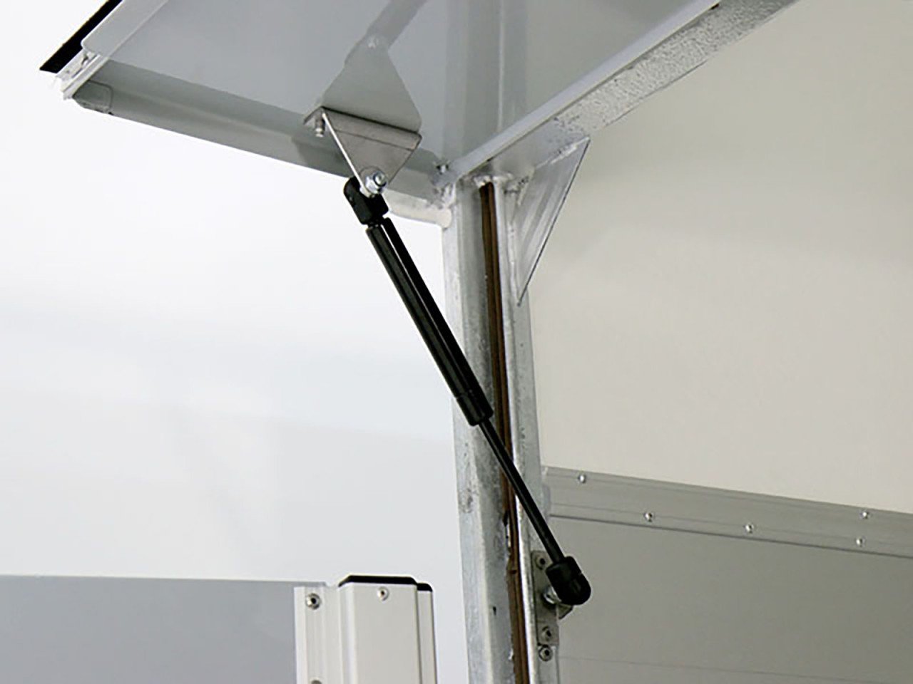 Debon Reboque fechado C300 148x295cm H:190cm 1,3t, Alu, Polybug, Porta, branco-Novo - Image 11