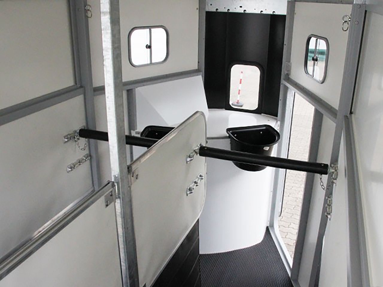 Ifor Williams Reboque para cavalos HB506-Arreios-Novo - Image 7