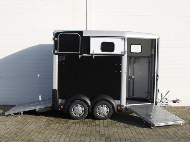 Ifor Williams Reboque para cavalos HB506-Saída frontal-Combinação de portões-Novo - Image 6