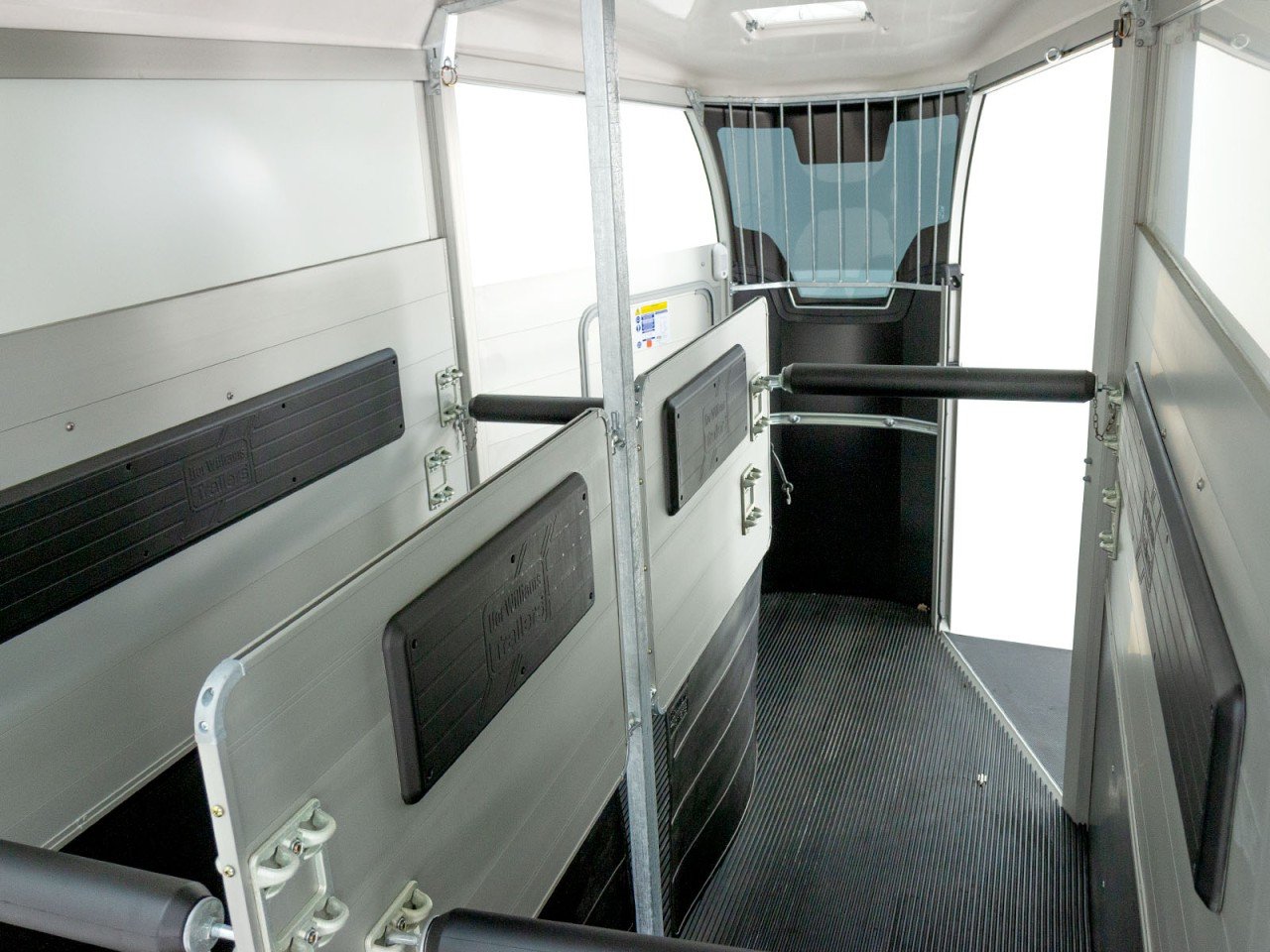 Ifor Williams Reboque para cavalos HBX 511-Saída frontal-novo modelo-Novo - Image 8