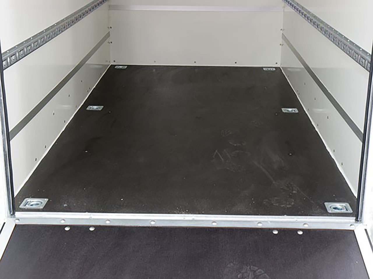 Blyss Reboque fechado 146x304cm Altura:180cm 2,7t, Rampa-Novo - Image 8