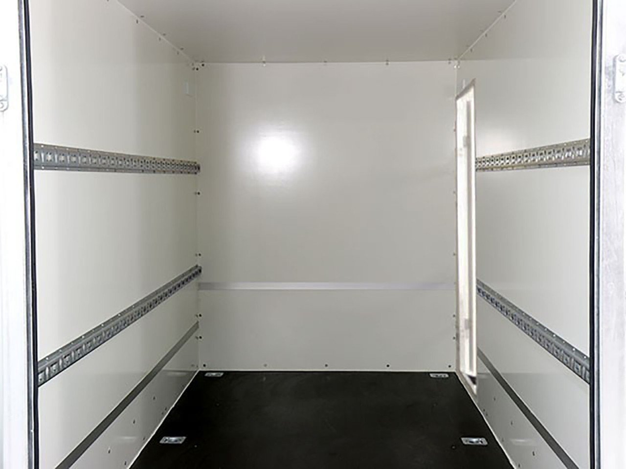 Blyss Reboque fechado 146x304cm Altura:180cm 2,0t, Porta lateral-Novo - Image 5
