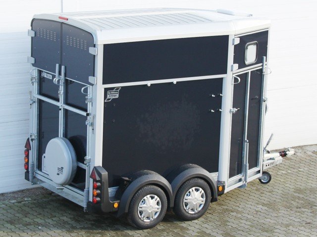Ifor Williams Reboque para cavalos HB506-Saída frontal-Combinação de portões-preto-Novo - Image 2