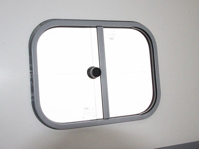 Ifor Williams Reboque para cavalos HB506-Arreios-preto-Novo - Image 10