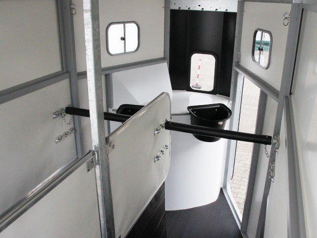 Ifor Williams Reboque para cavalos HB506-Arreios-preto-Novo - Image 7