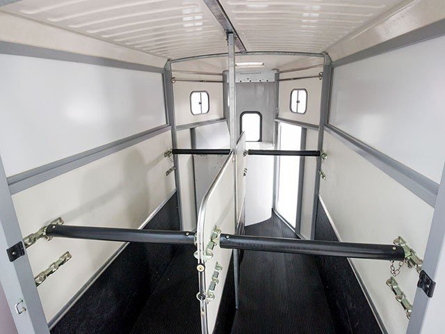 Ifor Williams Reboque para cavalos HB506-Arreios-Prateado-Novo - Image 5